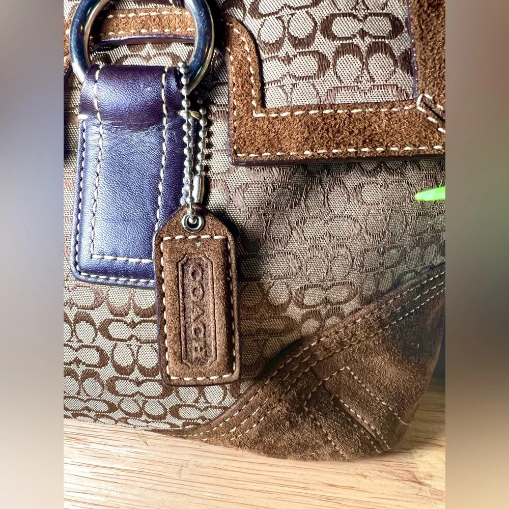❣️SALE❣️COACH Vintage SoHo Suede Leather & Jacquard Canvas, Gorgeous Condition - Picture 5 of 15